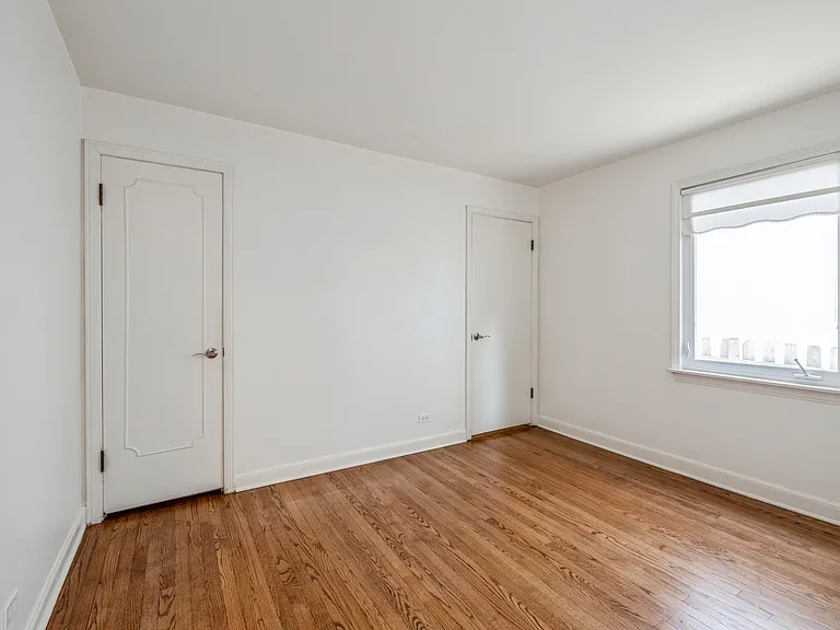 4701 Lawn Ave — Photo 10