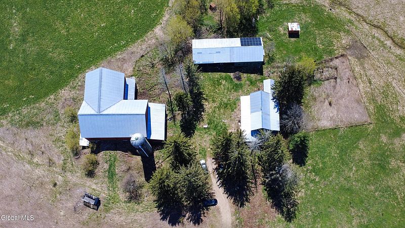 2nd image of 1359 Kringsbush Road