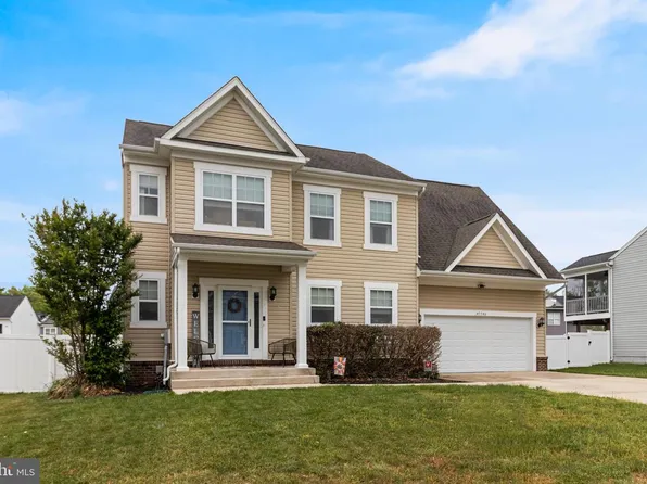 45546 Bethson St, California, MD 20619