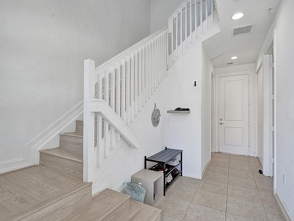 2nd image of 11621 SW 13th Court