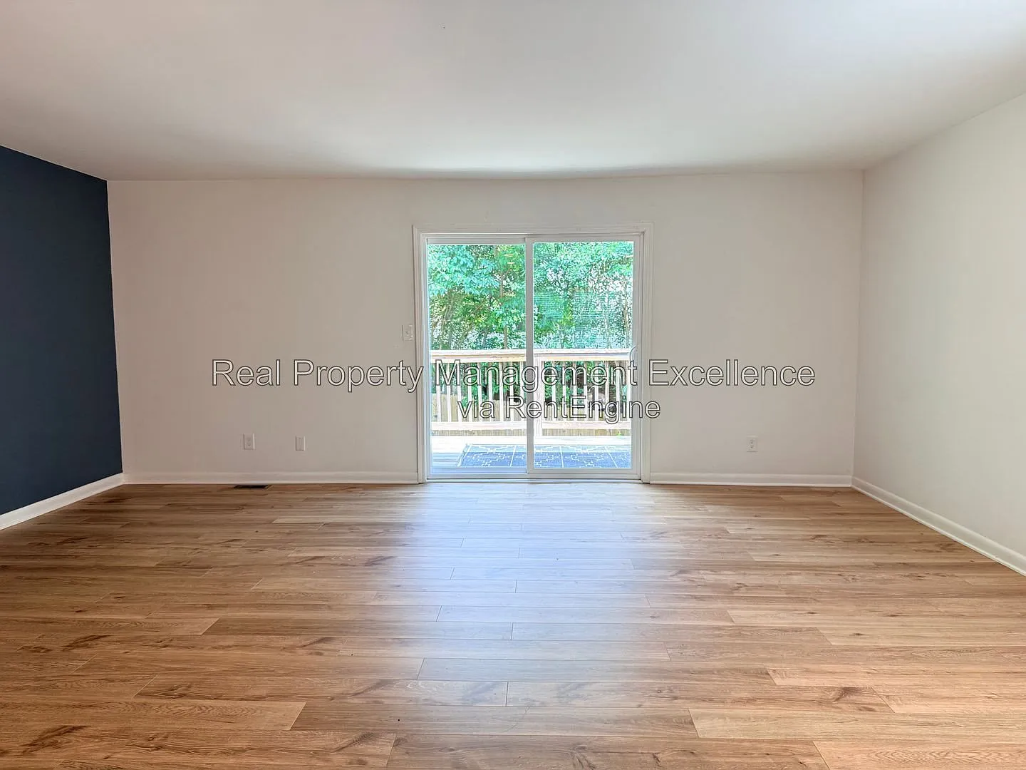 4 bed, 3.0 bath, 2295 sqft, $2,600 — Photo 4