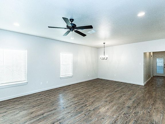 3rd image of 1018 N 7th St