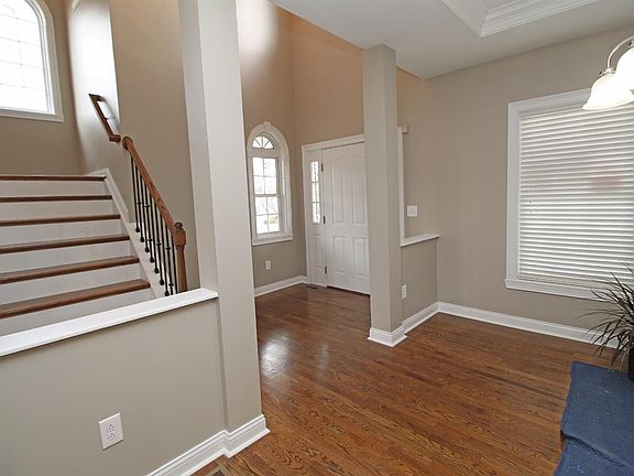 3rd image of 312 Hays Blvd