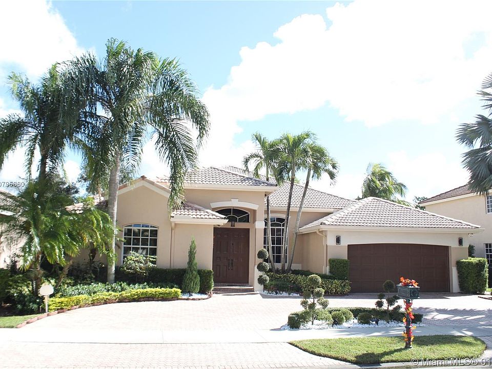 1st image of 2526 Jardin Dr