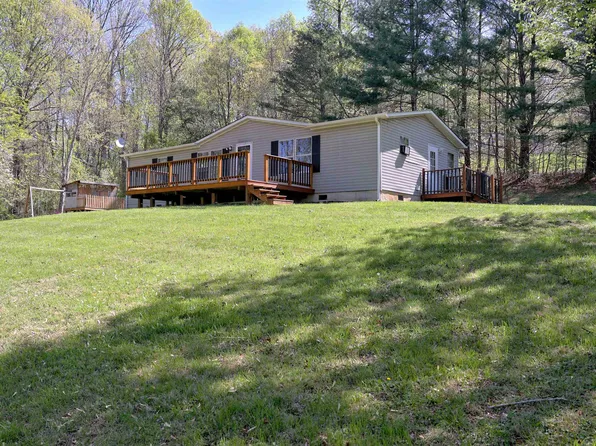 1010 Pollard Rd, Christiansburg, VA 24073