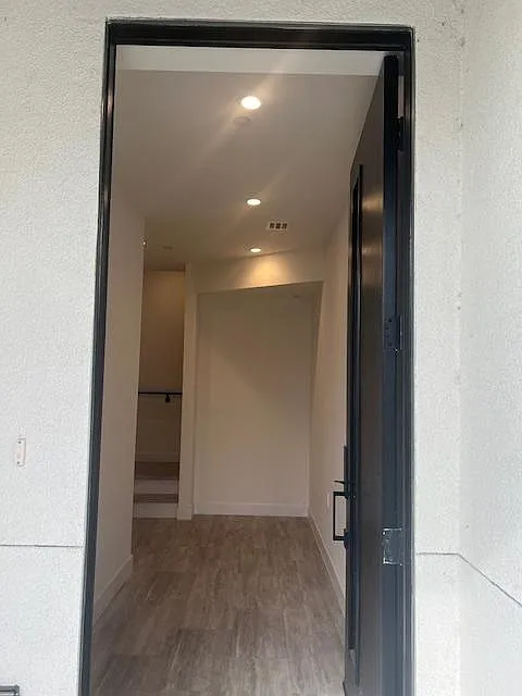Building Photo - 15316 W Archwood