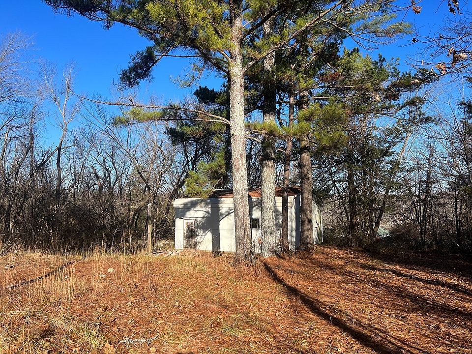 2nd image of 1015 Walker Ave