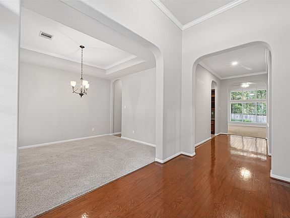 3rd image of 1538 Cafe Dumonde