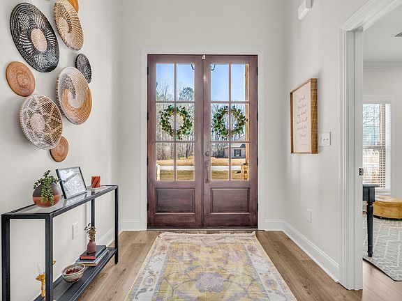 3rd image of 87 Rigby Ln