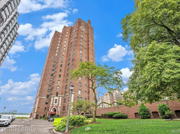 8162 E Jefferson Ave #2A, Detroit, MI 48214