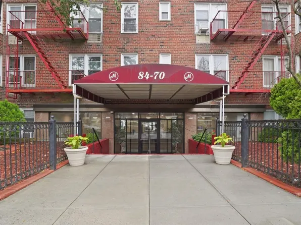84-70 129th St #5C, Kew Gardens, NY 11415