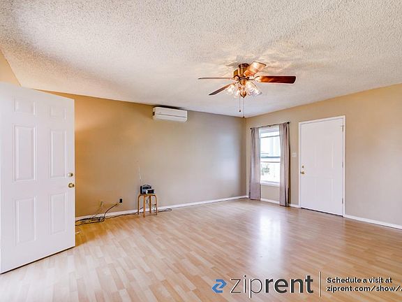 3rd image of 301 W Andrix St