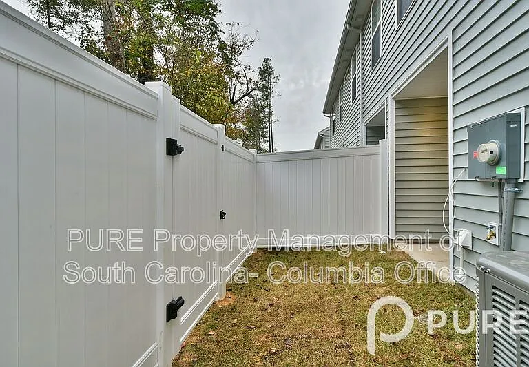 119A Triumph Ave — Photo 9