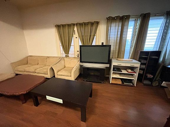 5th image of 1520 Keeaumoku St Room K7