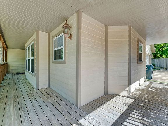 4th image of 129 Kincardine Dr