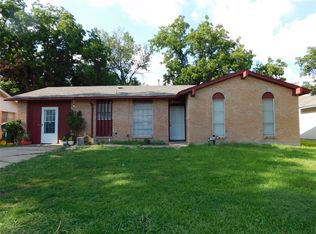 925 Shorecrest Dr, Garland, TX 75040
