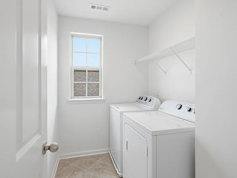 5003 Hemlock Ct — Photo 31