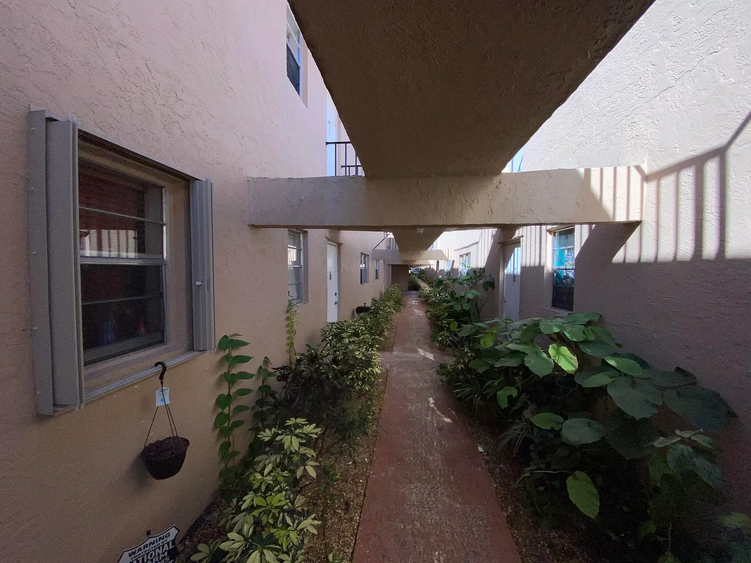 1 bed, 1.0 bath, 600 sqft, $1,650 — Photo 2