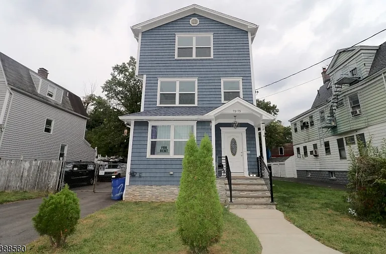 73 Franklin Ter #2 — Photo 1