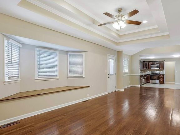 3rd image of 3016 Remington St