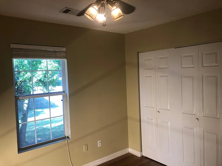 983 Birch Ct — Photo 11