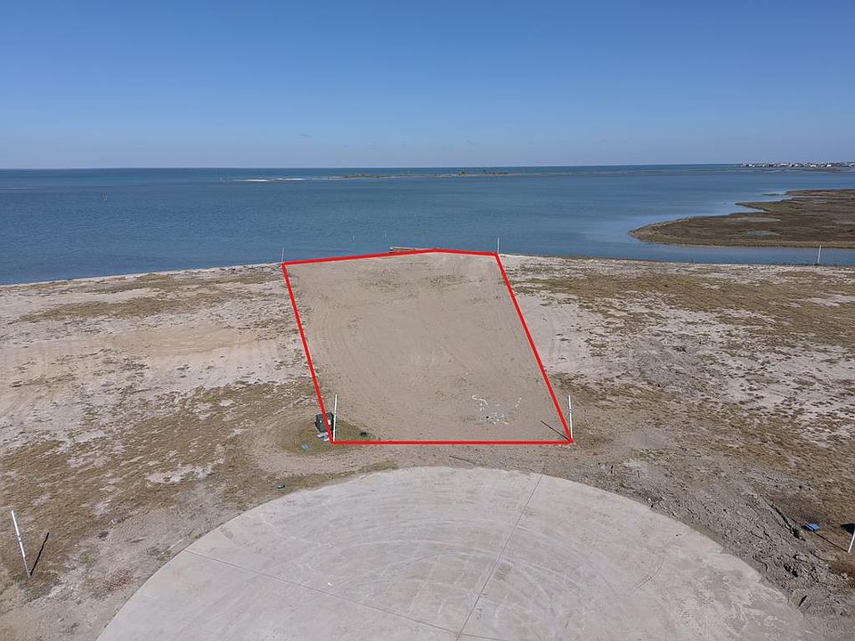 1st image of 22 Tradewinds Cir
