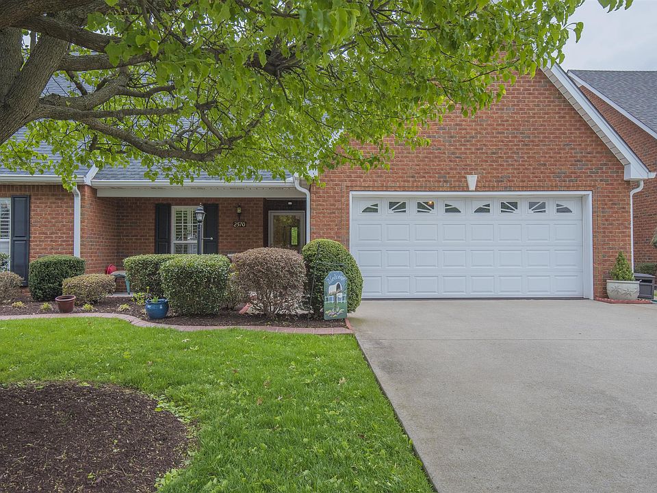 1st image of 2570 Shinnecock Ct