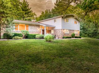 22154 W White Pine Rd, Kildeer, IL 60047