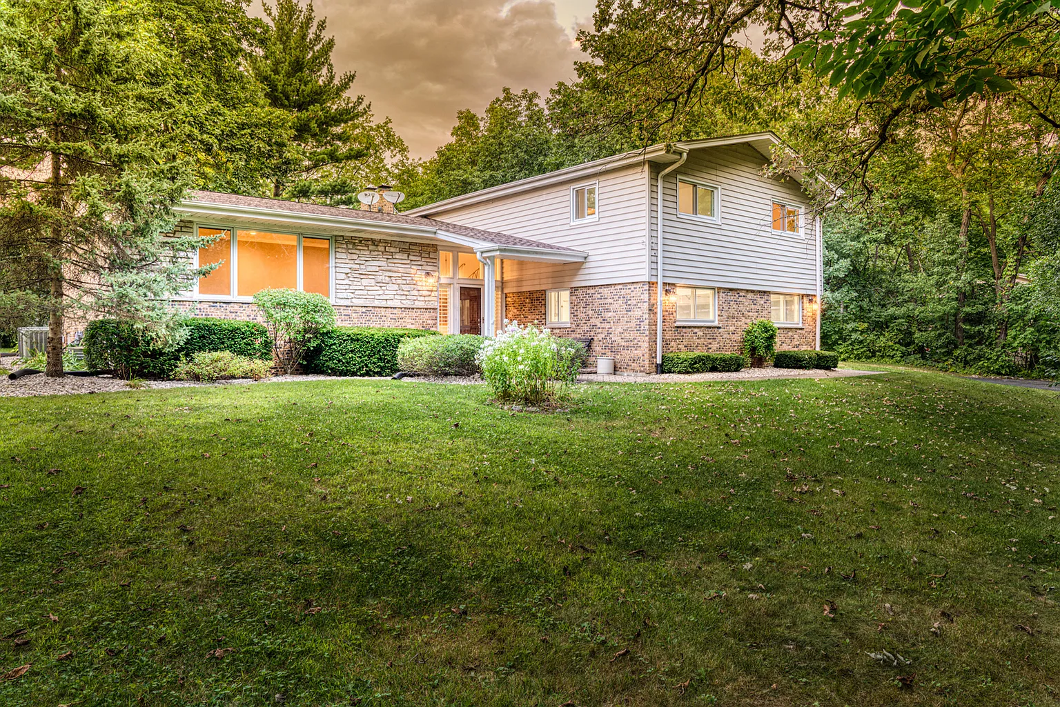 22154 W White Pine Rd photo 1
