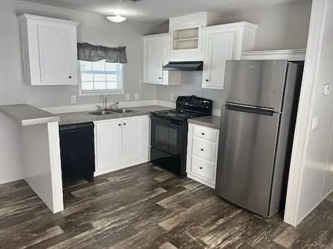 4000 24th St N #211 — Photo 2