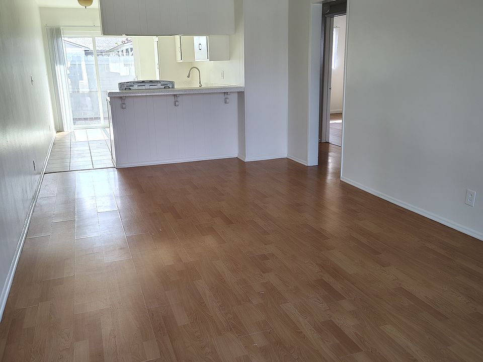 1st image of 2114 E La Palma Ave APT B