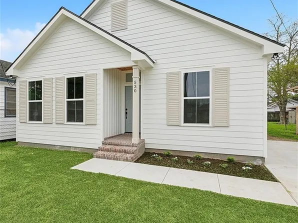530 Rebenstich St, Harvey, LA 70058