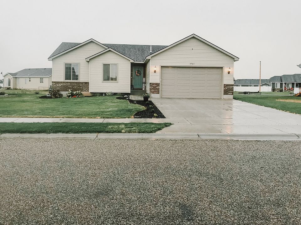1st image of 3761 N Pitney Way