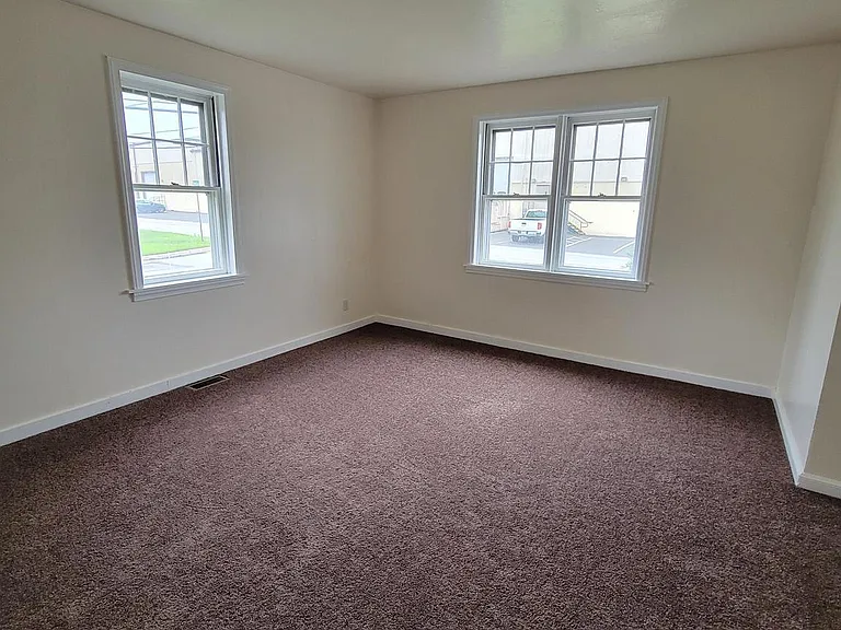 106 Center — Photo 9