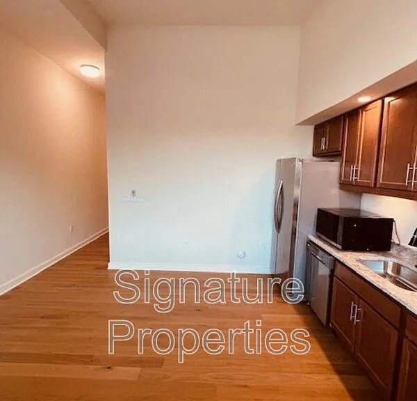 712 High St #3 — Photo 6