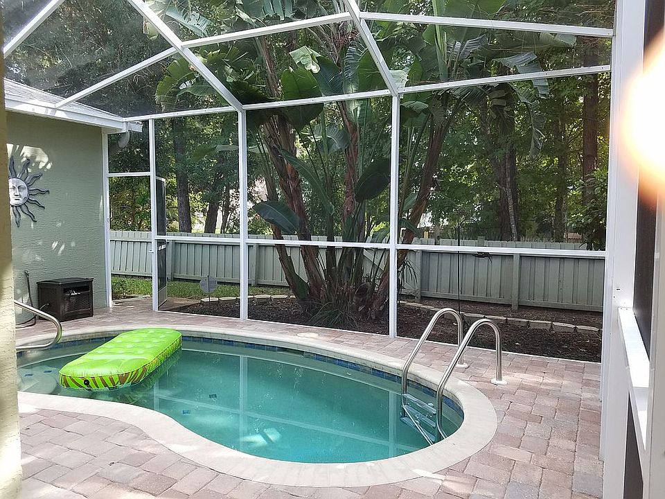 2nd image of 7206 Captiva Cir