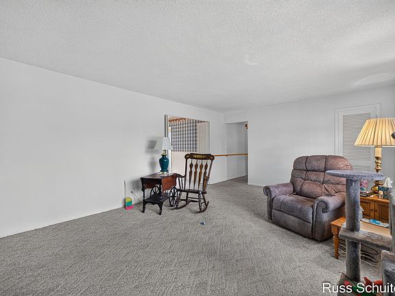 5th image of 1501 Greenwich Rd