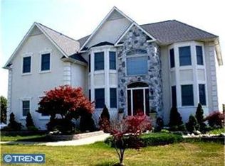 15 Damico Ct, Southampton, NJ 08088