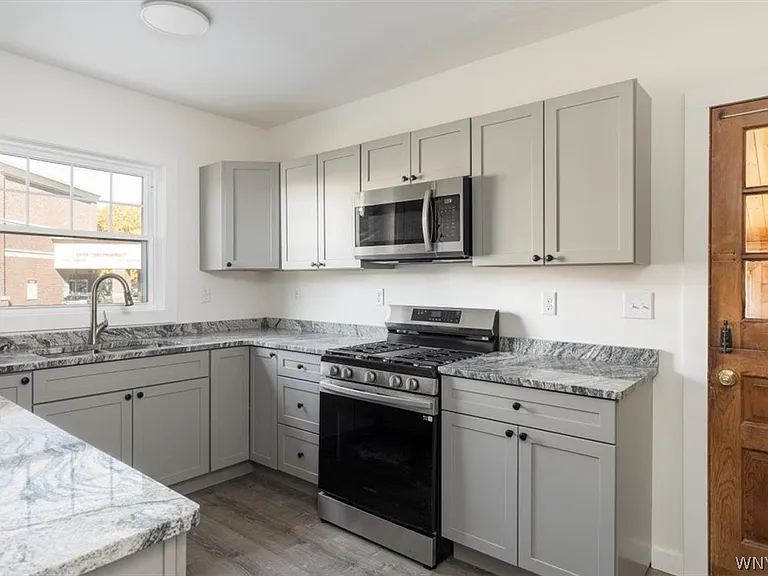 28L Olean St — Photo 5