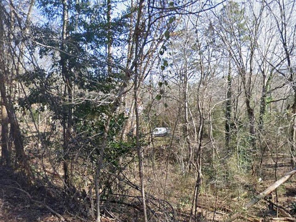 2nd image of 0 Ridgely Dr #0