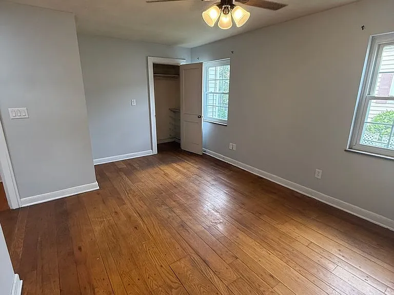 3821 Staunton Ave SE — Photo 9