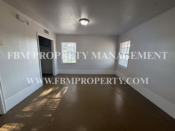 5th image of 2200 Country Club Rd #A