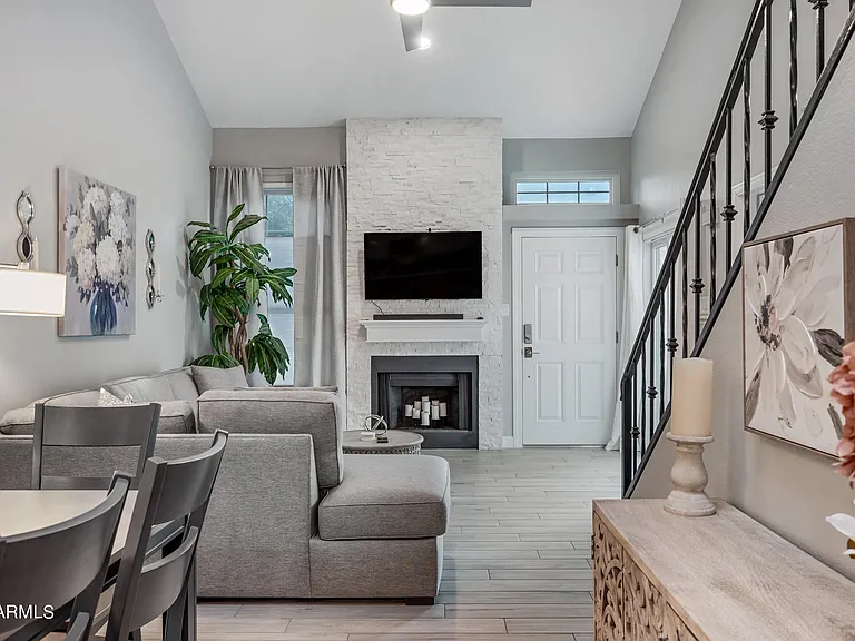 1717 E Union Hills Dr #1052 — Photo 21
