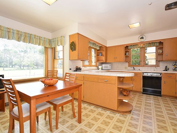 Dinette into Kitchen