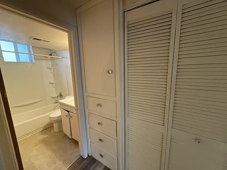 2735 S 700 E — Photo 14