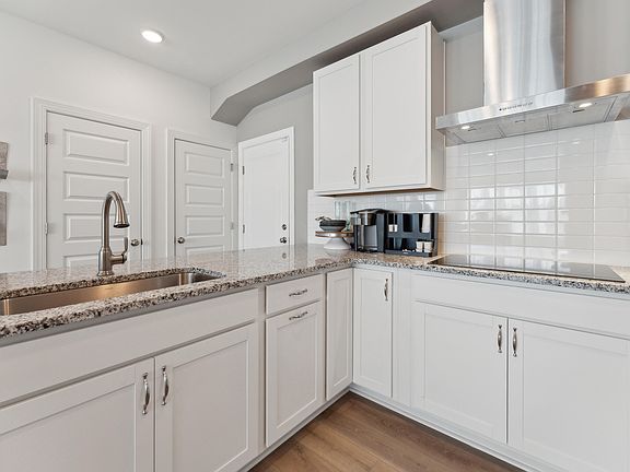 5th image of 144 N White St #100