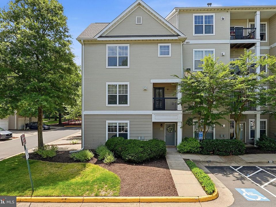 1st image of 13375 Connor Dr #T