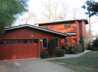 3013 Pine Spring Rd, Falls Church, VA 22042