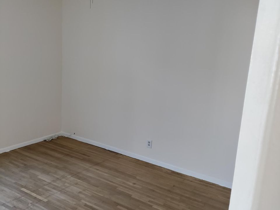 2nd image of 2228 S Mansfield Ave #A
