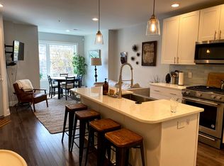 909 Quincy St NW APT 2, Washington, DC 20011